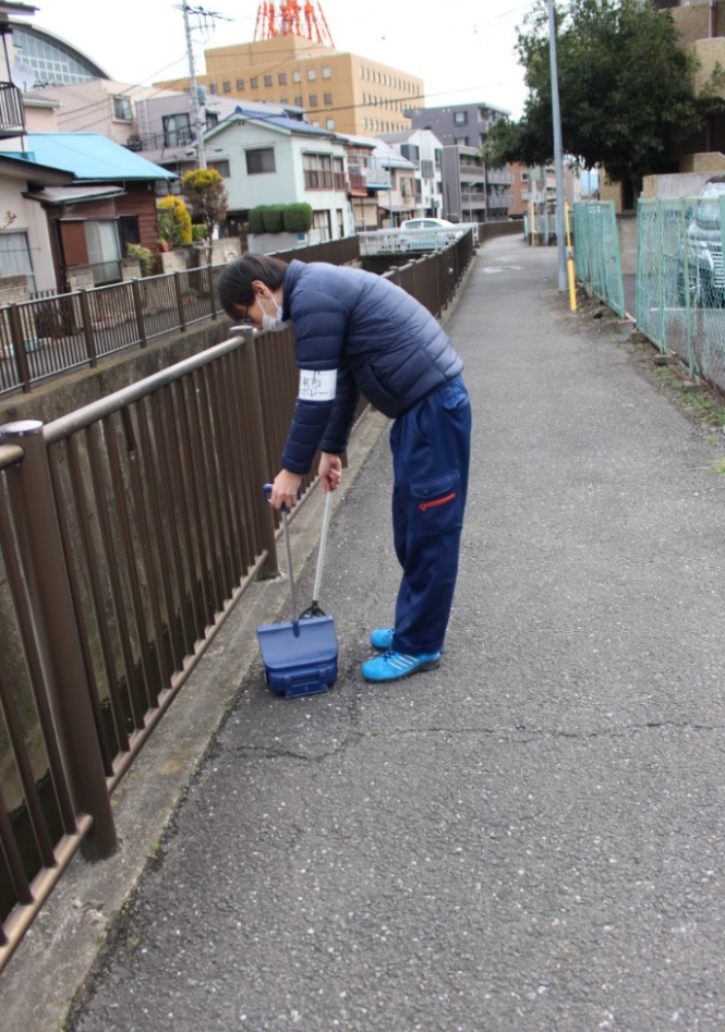 お掃除中③